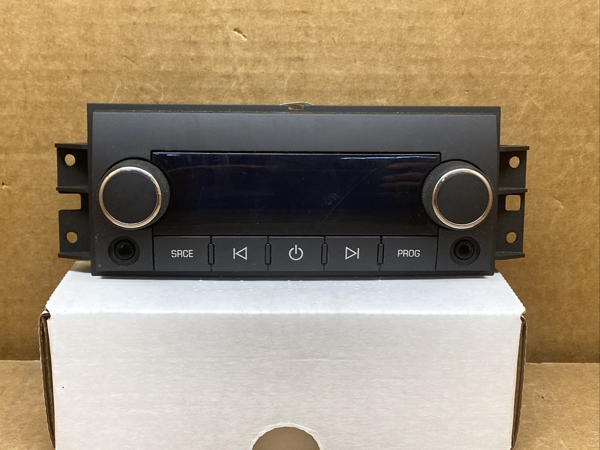 07 14 GM CHEVY SILVERADO CONSOLE REAR AUDIO RADIO CONTROL OEM 158869110