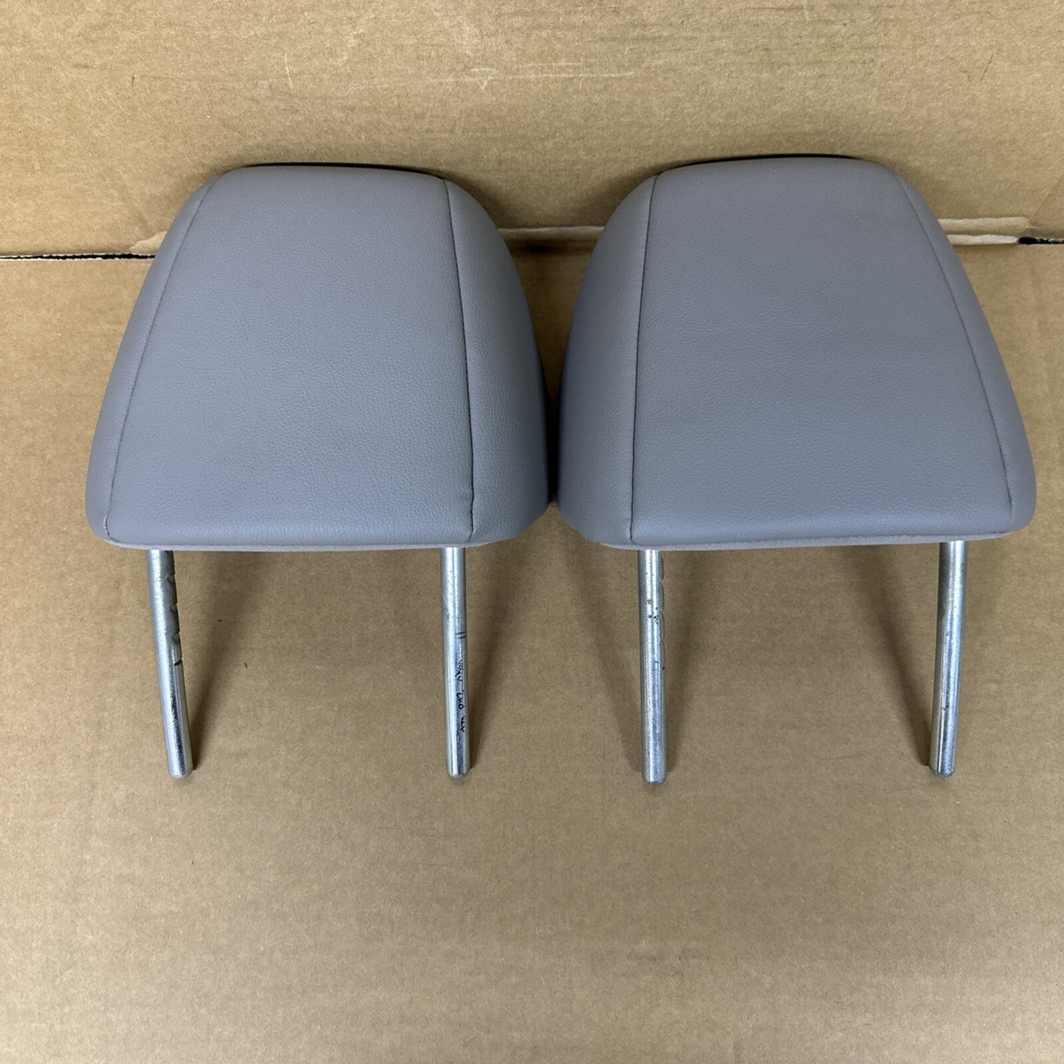 11 17 Honda Odyssey Rear Second 2nd Row Seat Head Rest Headrest Set Gray Grey GB3
