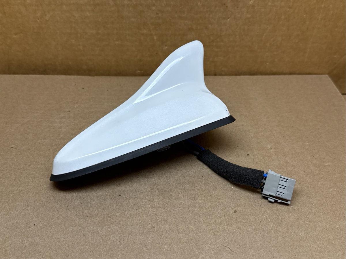 2018 2019 Hyundai Sonata Shark Fin Antenna Pearl White 96210 C2030WW80