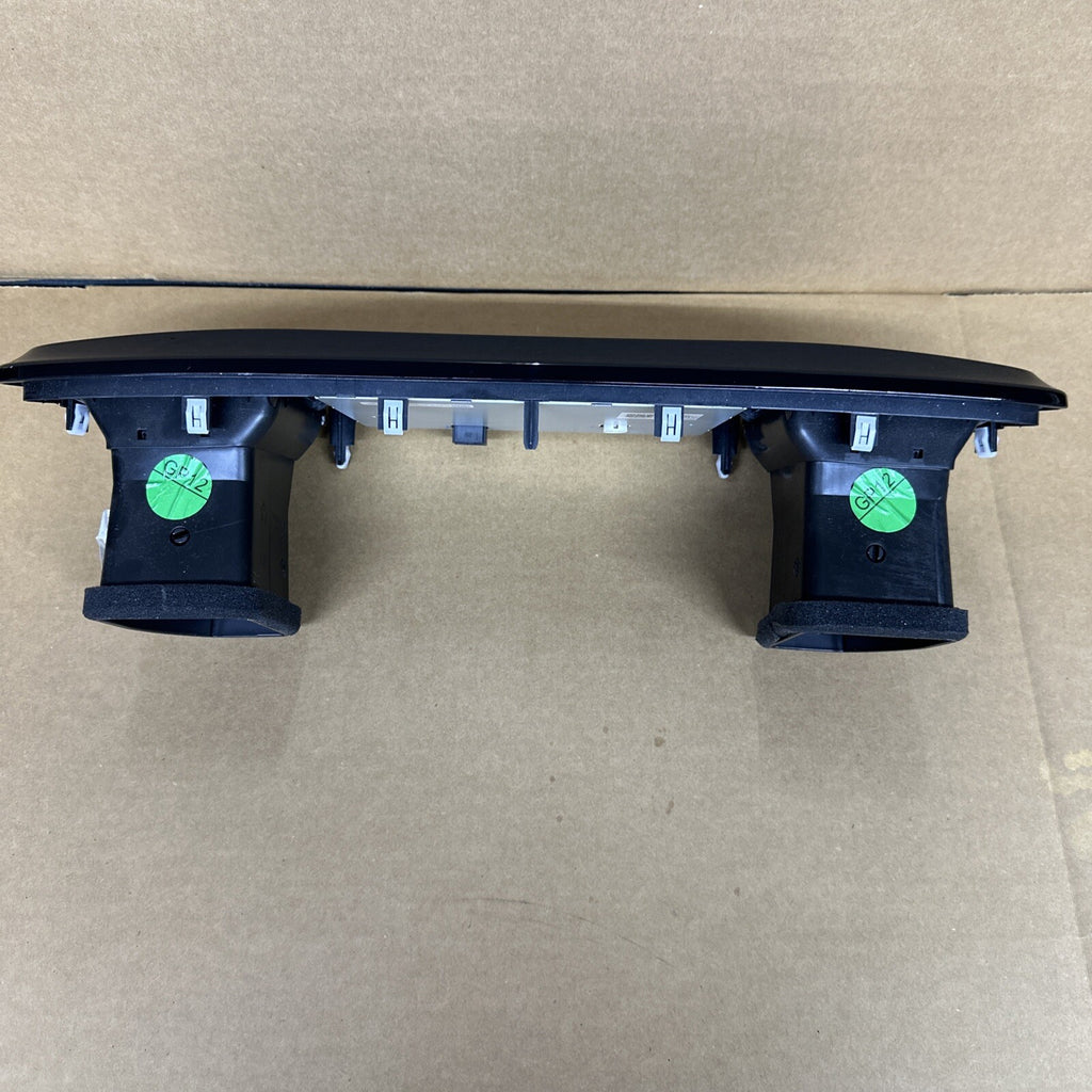 2018   2020 Chrysler Pacifica Dash Radio Touch Screen Bezel Vent P68316174AB4