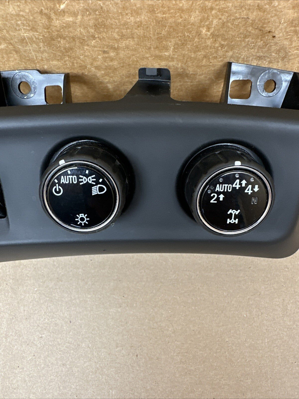 2015 2020 CADILLAC ESCALADE OEM 4X4 DASH HEADLIGHT SWITCH PANEL1