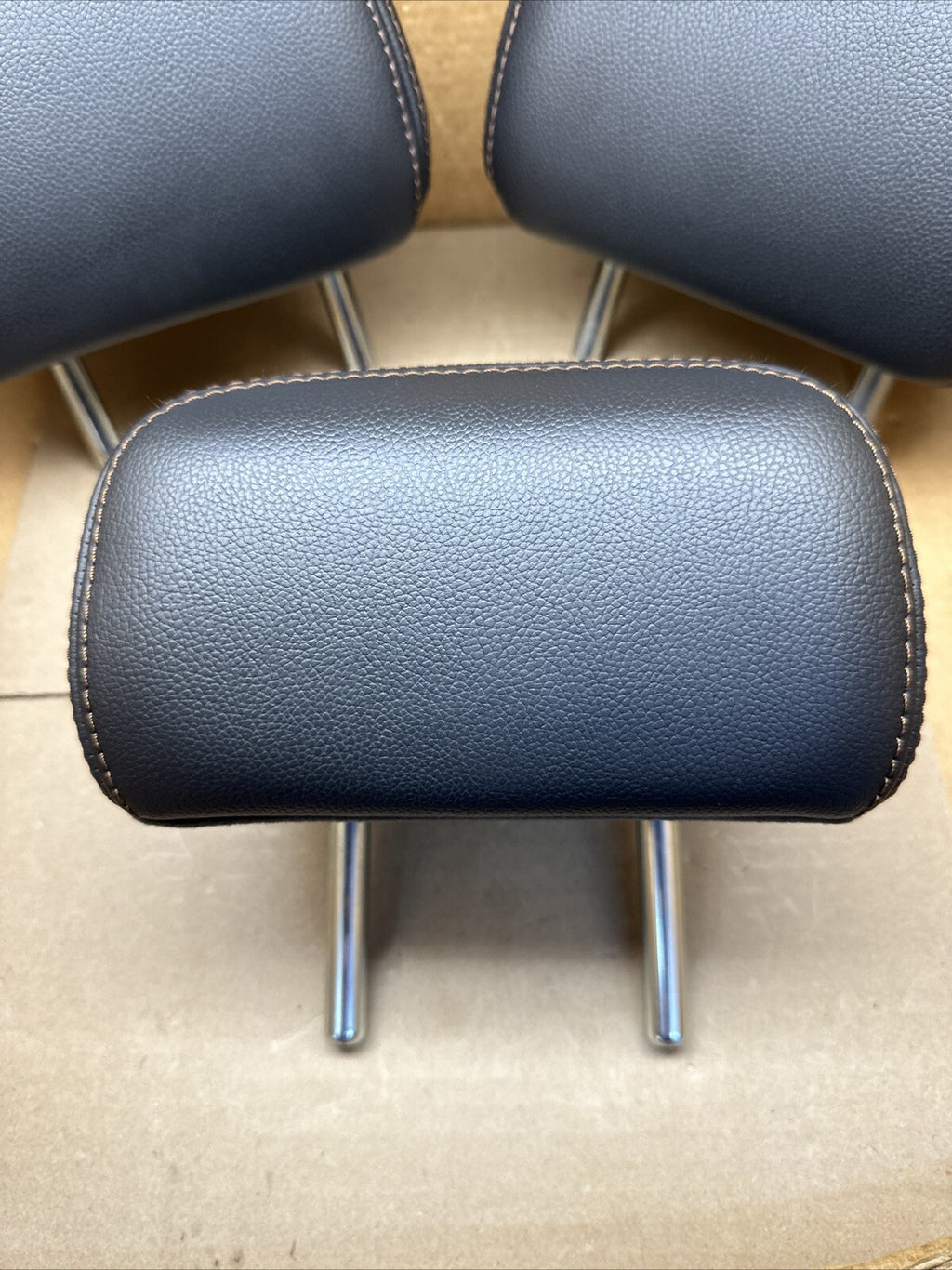 2017 2023 Mazda CX 5 CX5 Headrest 2nd Row Rear Set Black Leather3