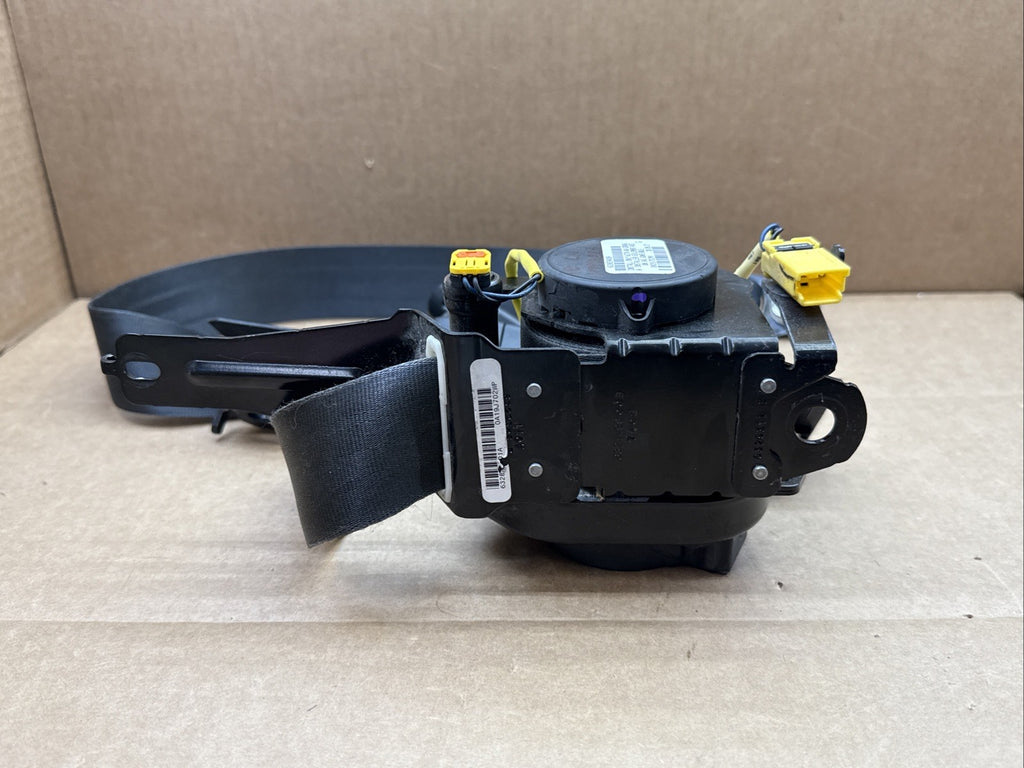2017-2023 Subaru Impreza Front Left Driver Side Seat Belt Seatbelt Retractor10