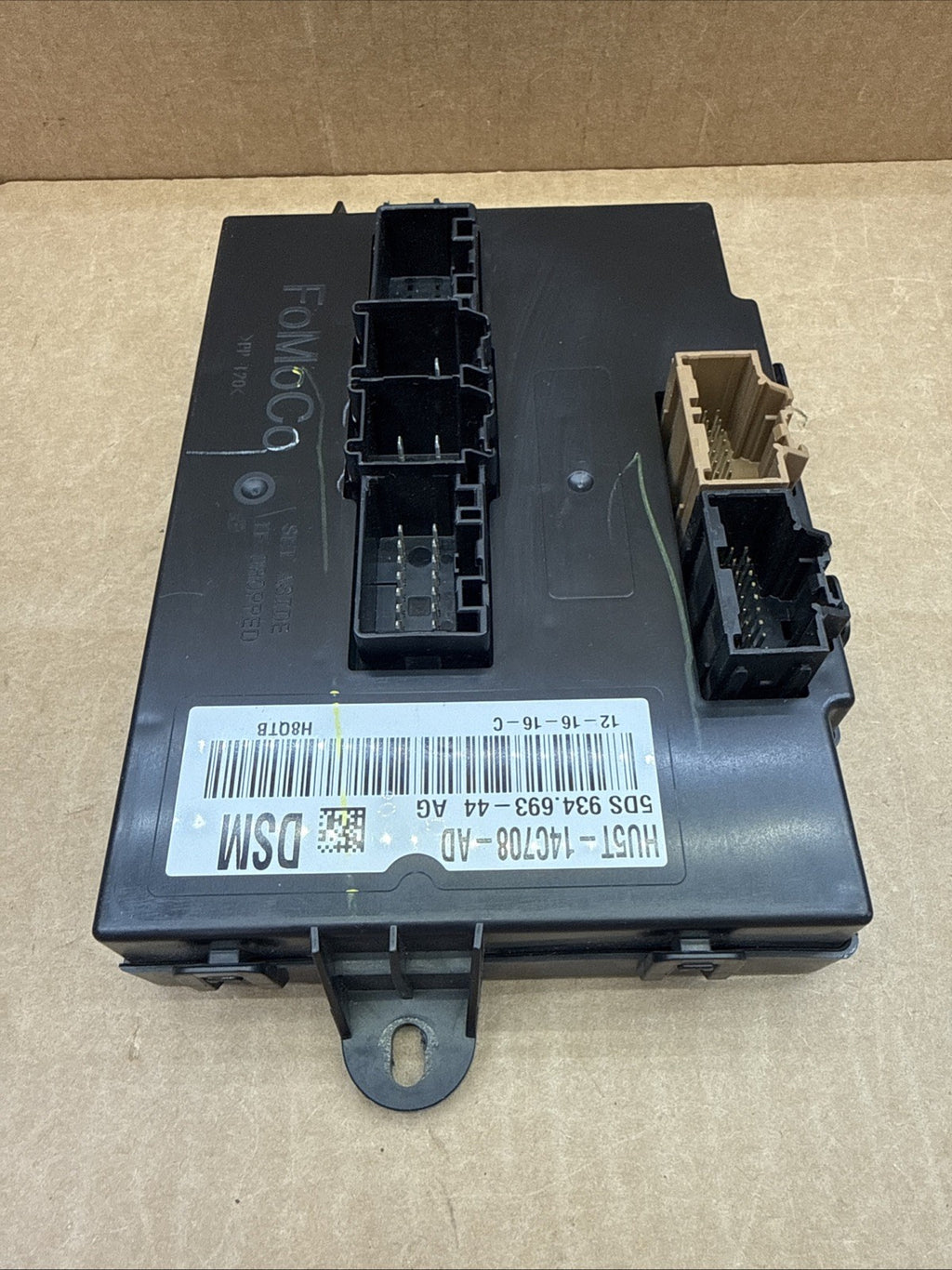 2017-2020 Fusion Front Left Driver Seat Memory Control Module HU5T-14C708-AD7