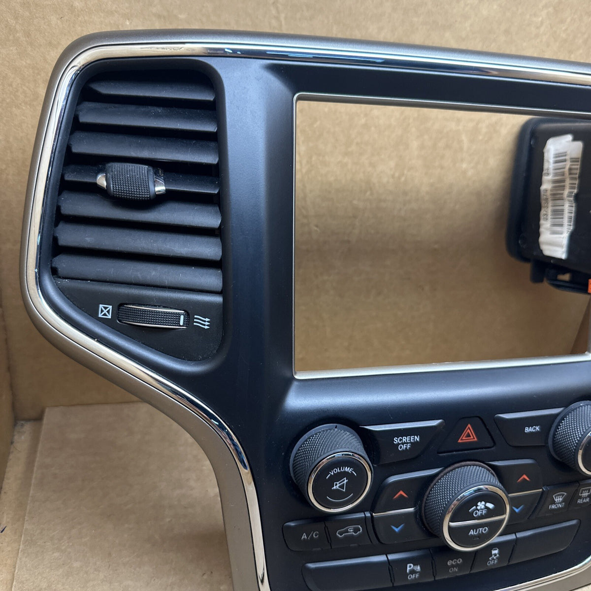 2014 2015 Jeep Grand Cherokee Temperature Control Unit Bezel P56054380AE2