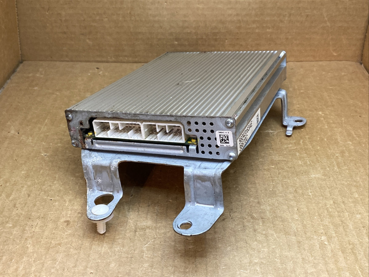 2004 2005 Dodge Durango Radio Audio Amplifier Amp 56043163AE2