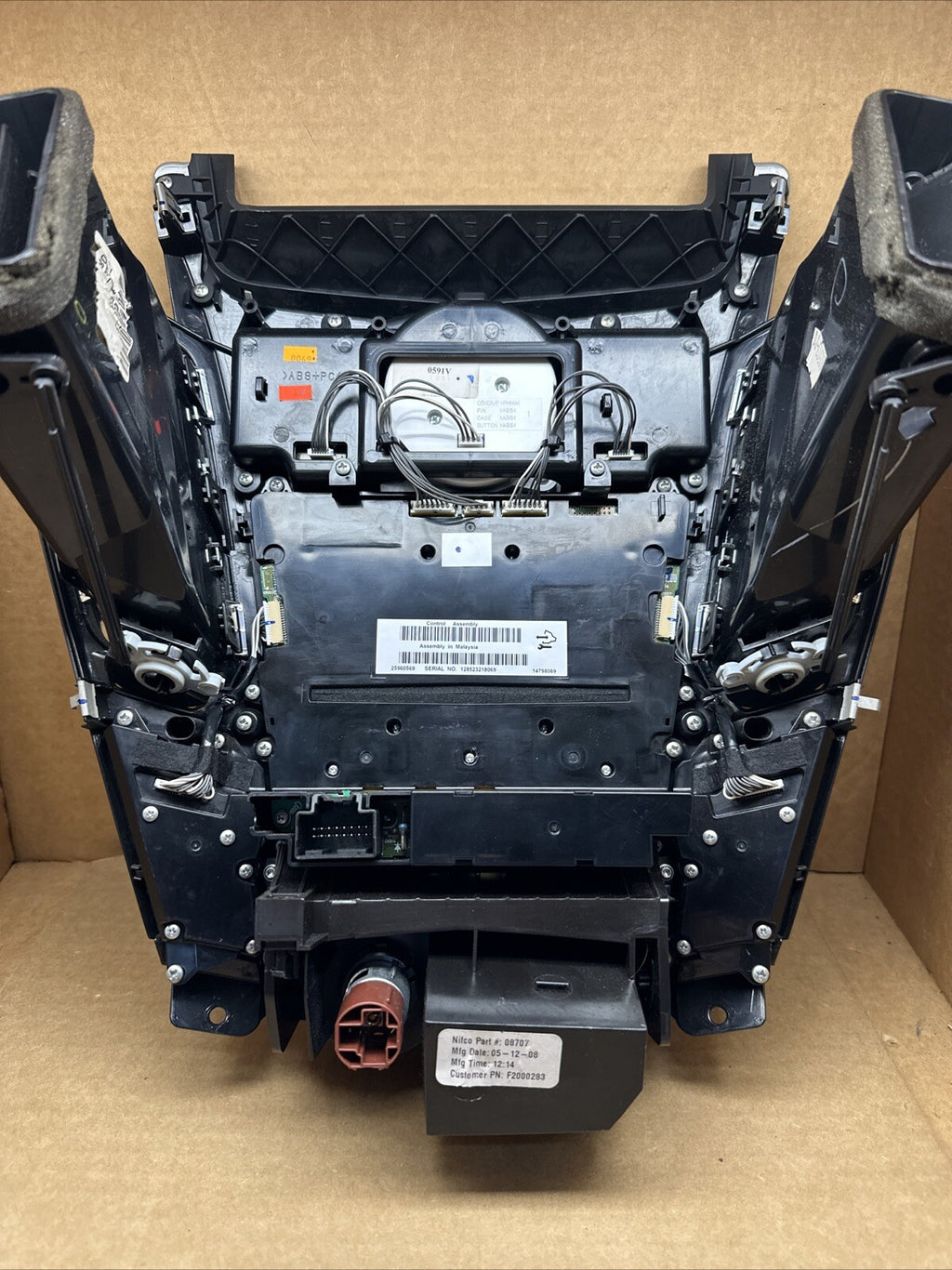 2008 2012 CADILLAC CTS RADIO CLIMATE CONTROL PANEL BEZEL OEM 259605696