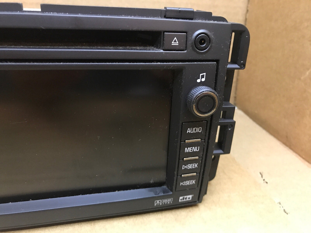 08 09 Tahoe Yukon Navigation CD DVD Player Radio Receiver Screen 207908383