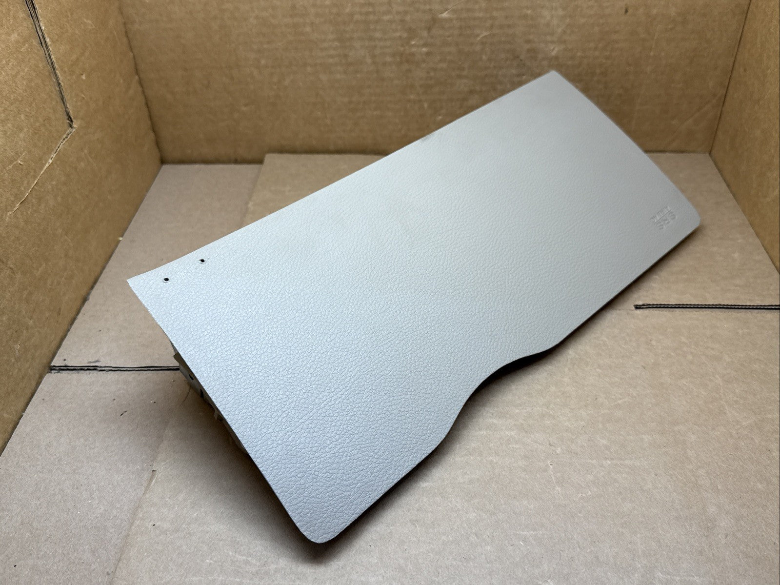 2014 2022 Jeep Grand Cherokee Left Side Driver Knee Lower Air Bag Airbag8