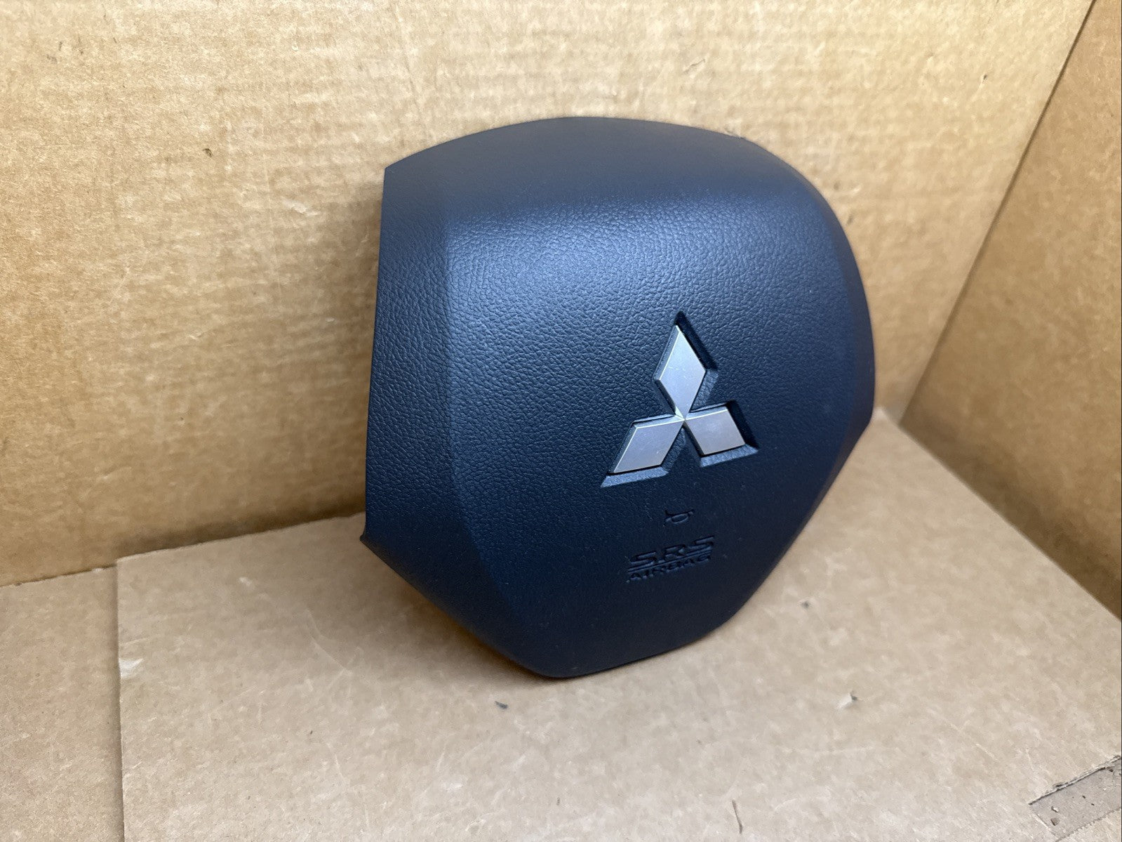 2015 Mitsubishi Mirage Front Left Driver Side Steering Wheel Air Bag Airbag3