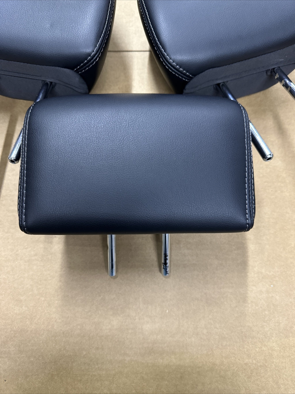 2013 2018 Pathfinder QX60 Rear Seat 2nd Row Headrest Head Rest Set Black Leather1