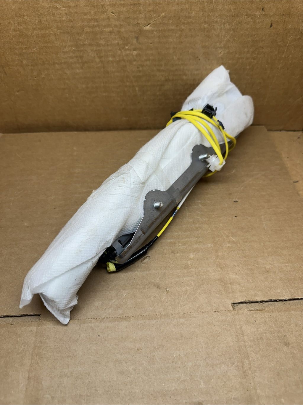 2016 2022 Toyota Prius Front Left Side Driver Seat Air Bag Airbag3